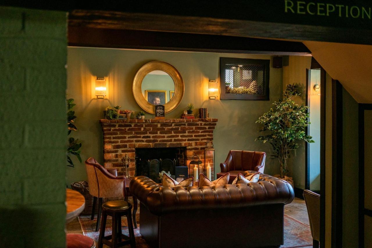 High Corner Inn Godshill  Esterno foto