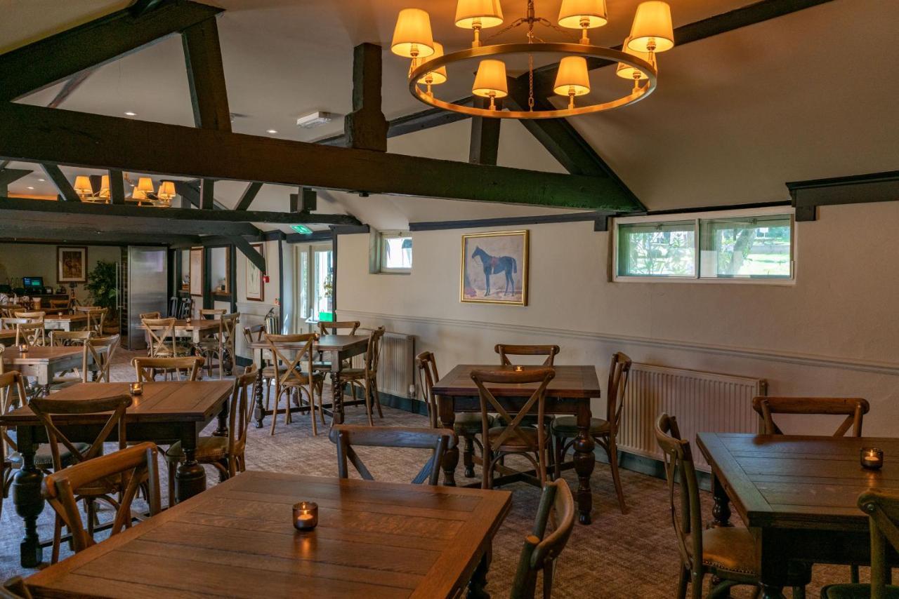 High Corner Inn Godshill  Esterno foto
