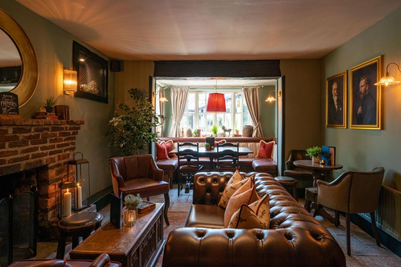 High Corner Inn Godshill  Esterno foto