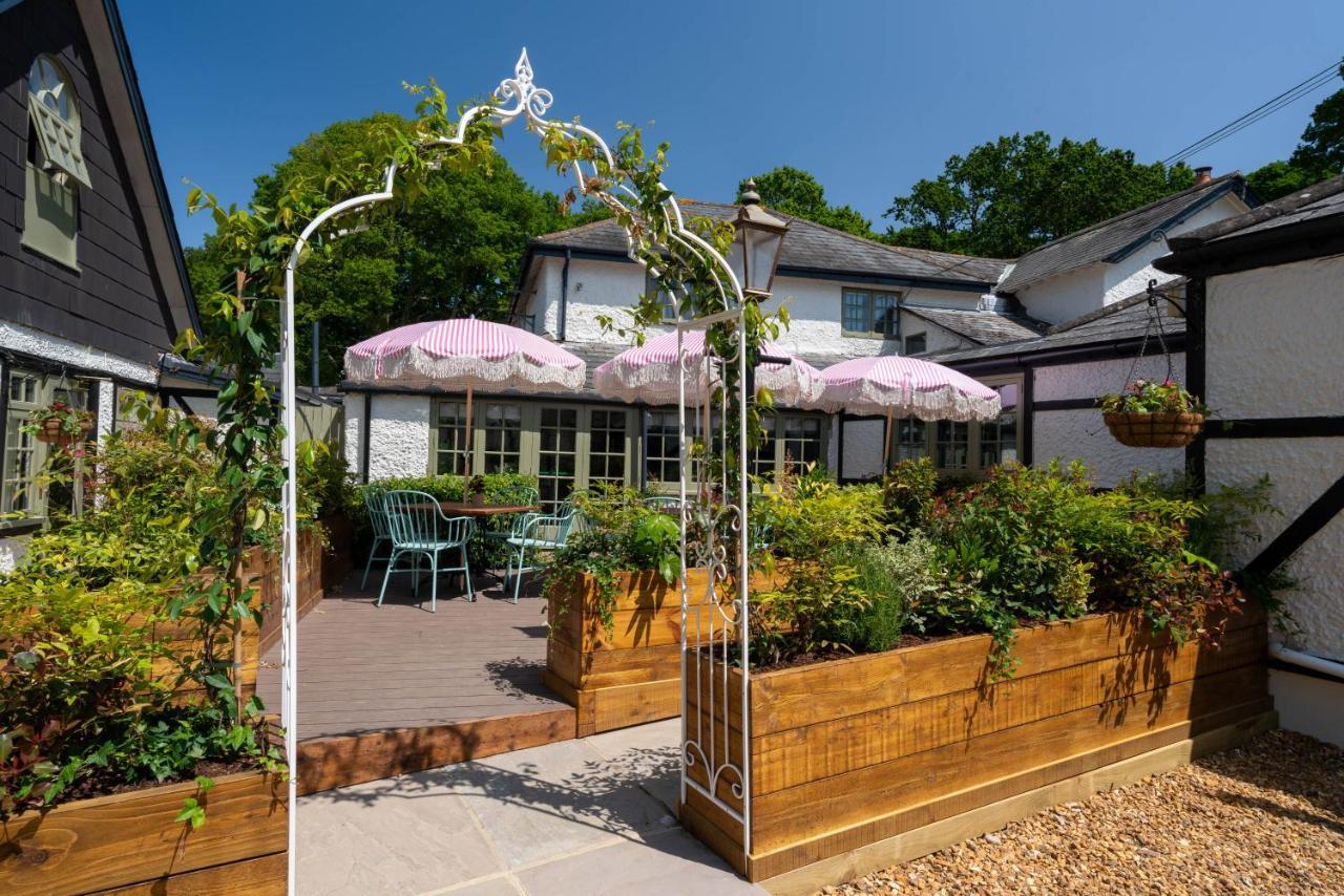 High Corner Inn Godshill  Esterno foto