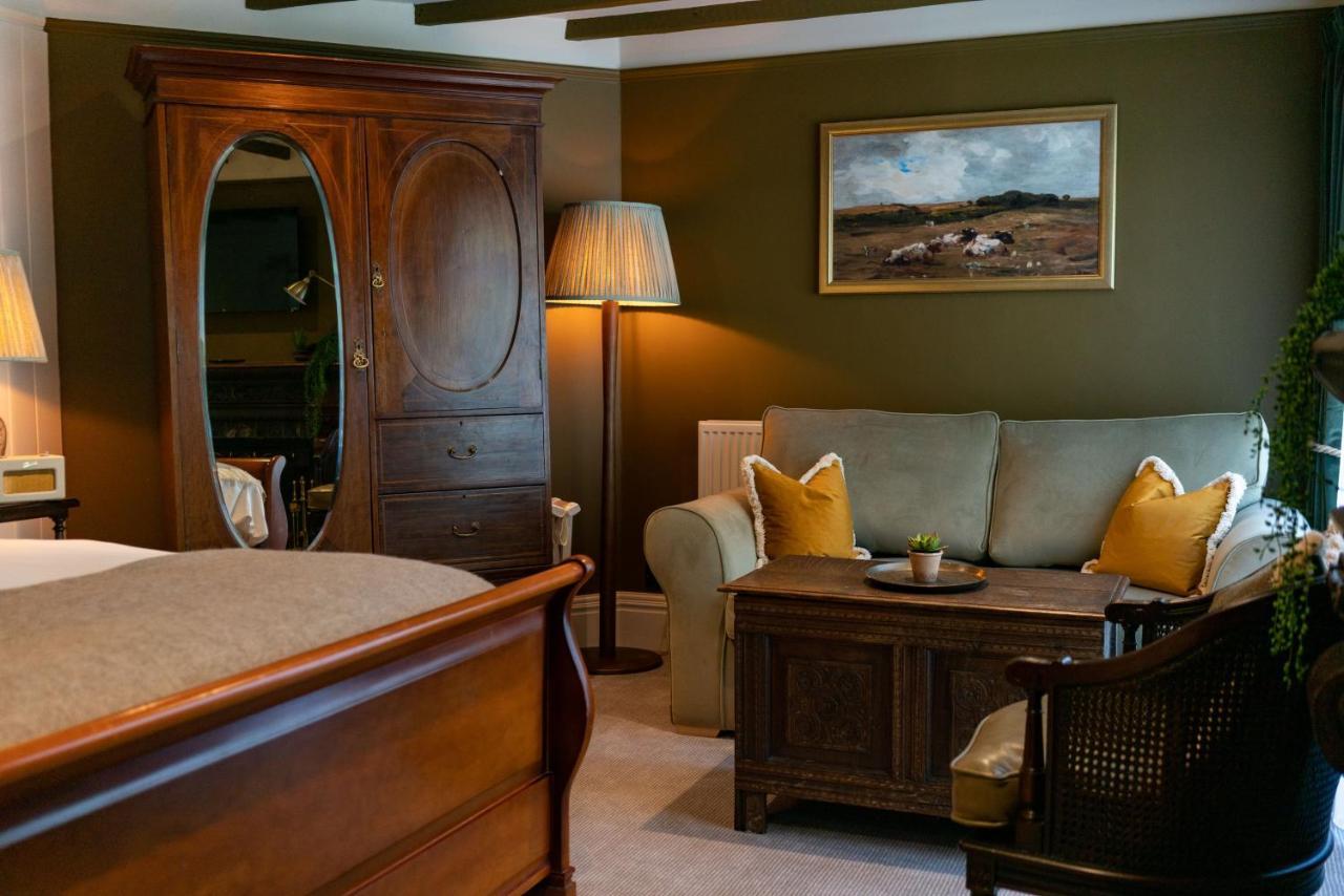 High Corner Inn Godshill  Esterno foto